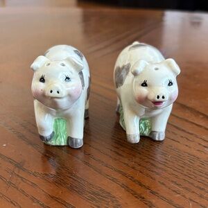 Whimsical Pig Salt and Pepper Shakers - Cream and Gray